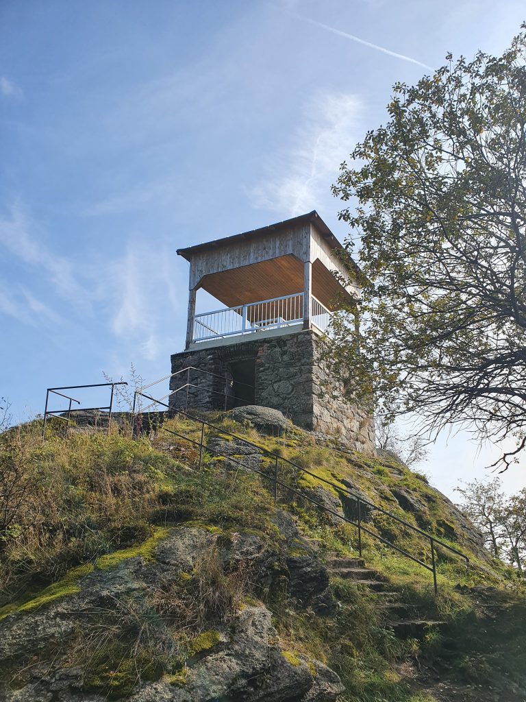 Fotografie: rozhledna Jeřabina