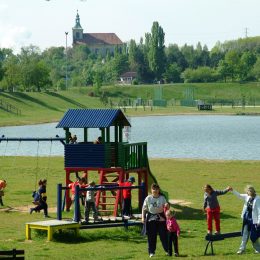 Fotografie: Dětské hřiště, Sportovně-rekreační areál Benedikt